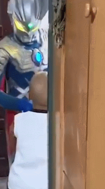 绝症男孩想见奥特曼,他们从m78星云飞驰而来