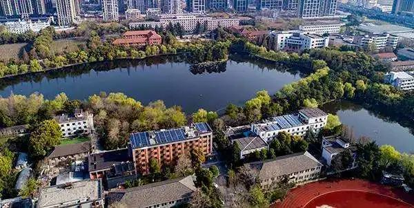 这所大学号称面积最大!简直堪比一座小城市插图8 这所大学号称面积最大!简直堪比一座小城市插图8