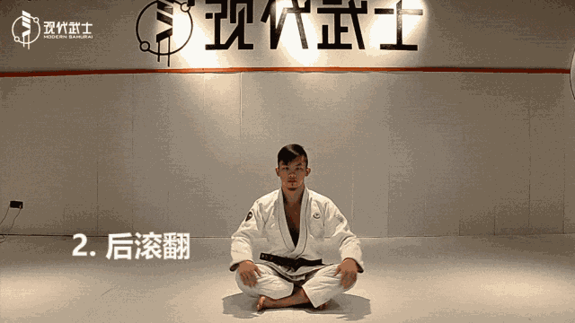 你必须滚瓜烂熟的巴西柔术20大经典逃脱技术