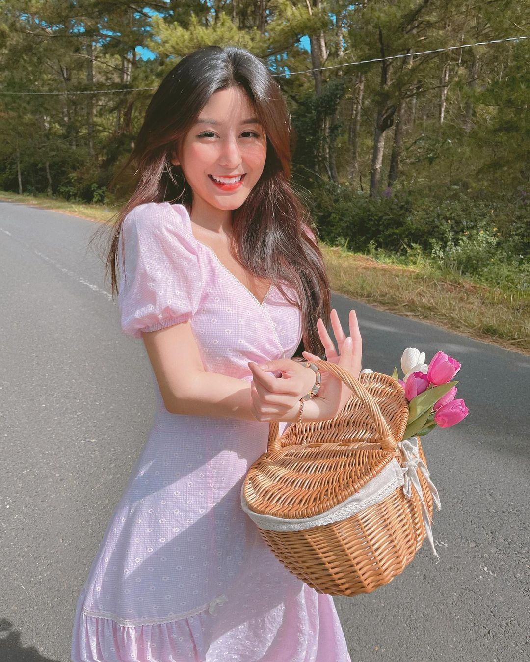 越南仙女系正妹chin零死角美貌超逆天视角