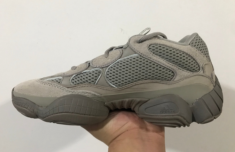 全新配色 yeezy 500 实物曝光!