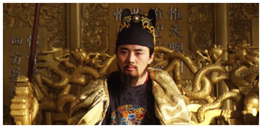 朱聿键,朱聿鐭,朱由榔都是正儿八经的皇家血统,而且离崇祯帝血缘也不