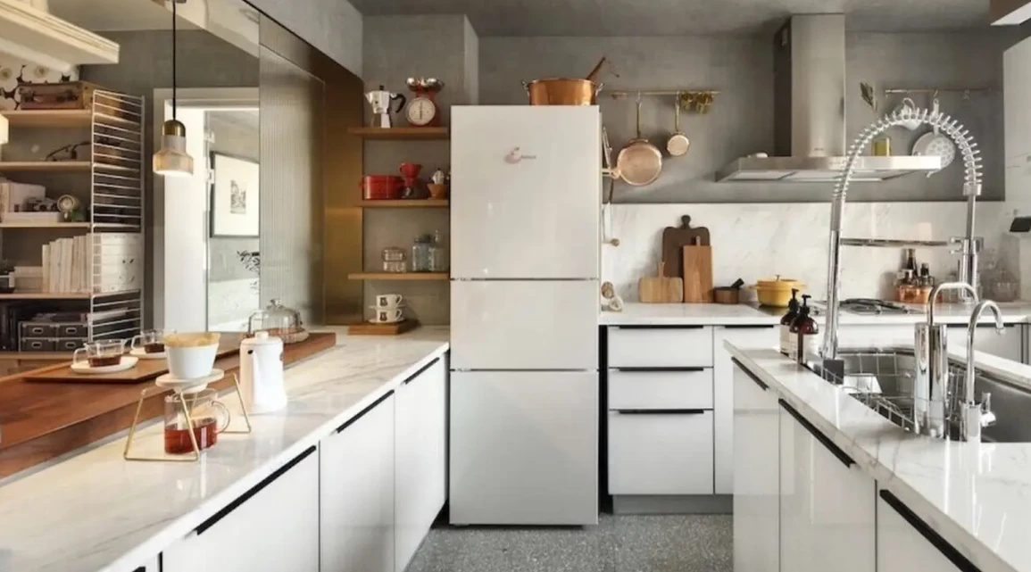 厨房设计布局u型不带冰箱 bc4baf77ca860aee21439c4521da4bd50733a933.png