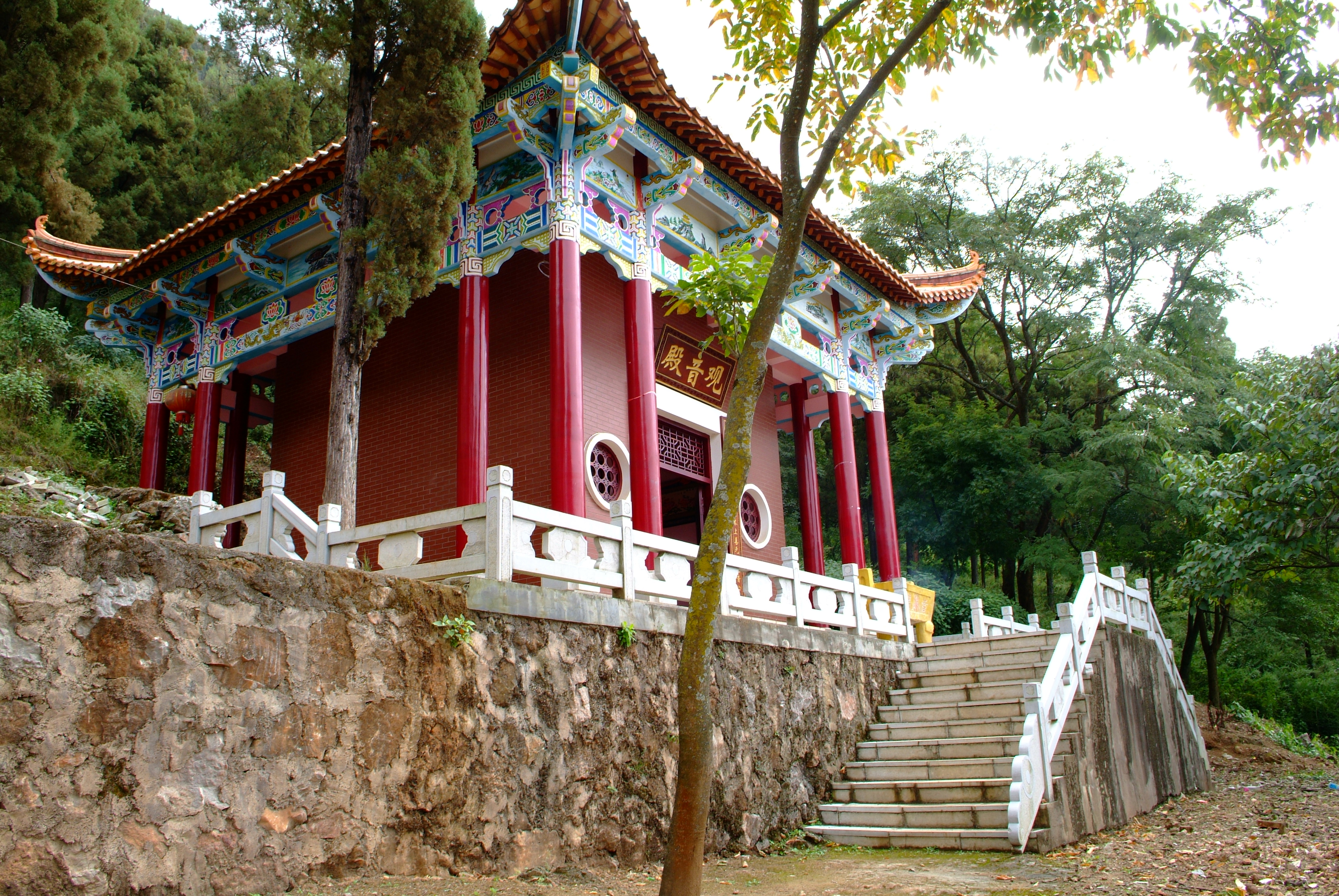 陆良龙凤寺