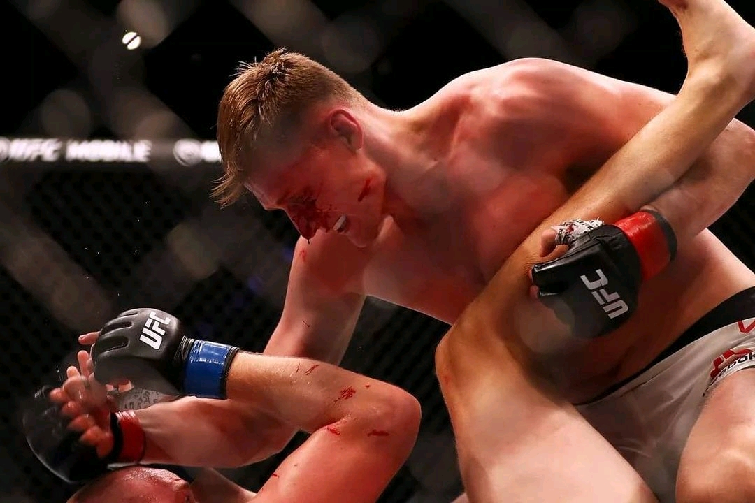 ufc重量级选手二楼亚历山大沃尔科夫ins照片自取