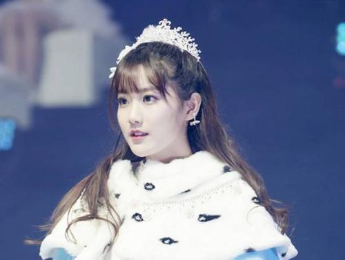 下巴歪脾气炸全网黑的她,是中国少女偶像顶点