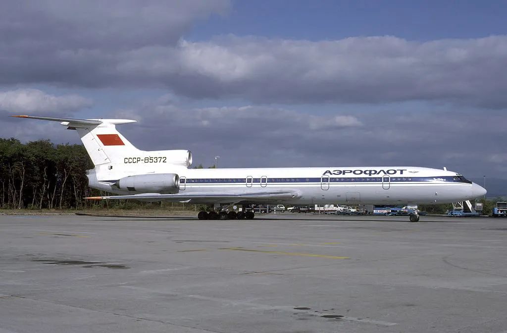 汽车 不修小节—tupolev tu-154nk-8作为当时苏联民航两款最先进客机