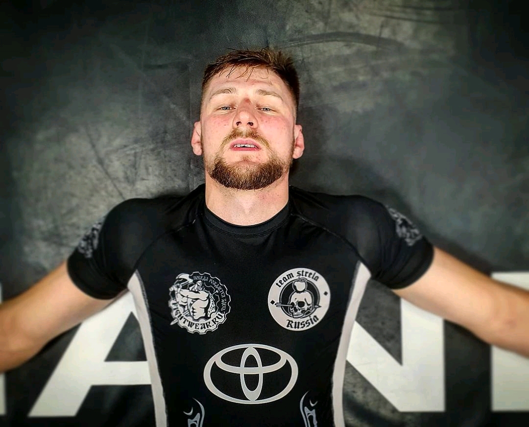 ufc重量级选手二楼亚历山大沃尔科夫ins照片自取