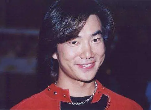 任贤齐忆述歌曲《心太软》创作与走红经过，王菲一句话令热潮升温