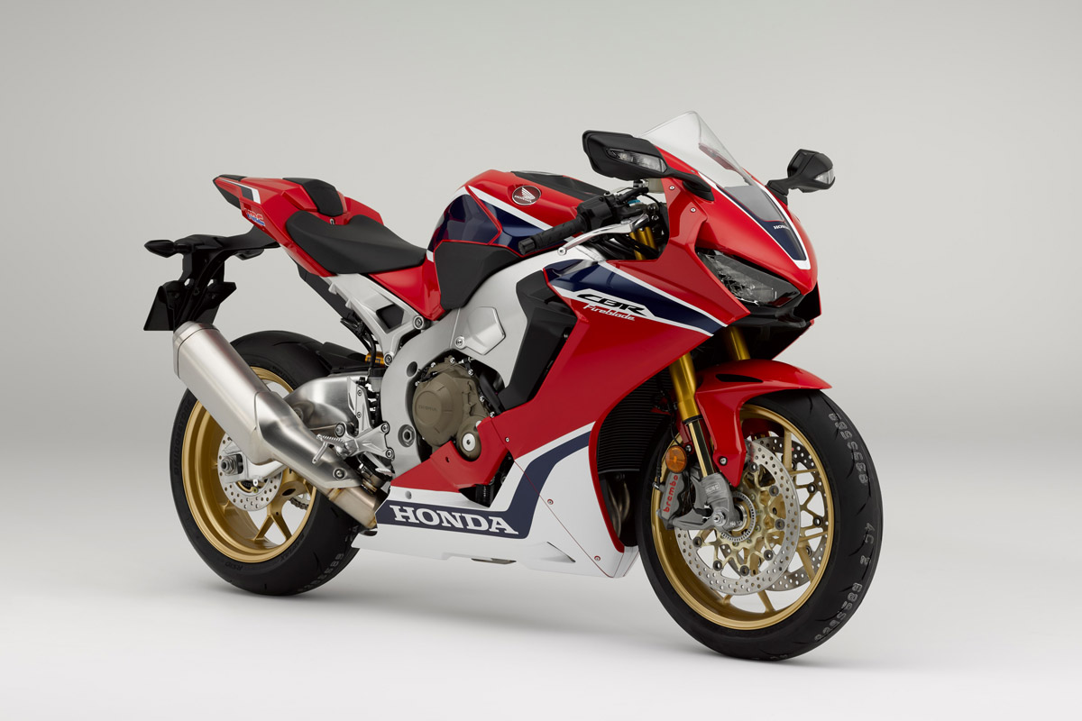 它来了!220匹,vtec,空力翅膀:2020 honda cbr1000rr 十月东京现身