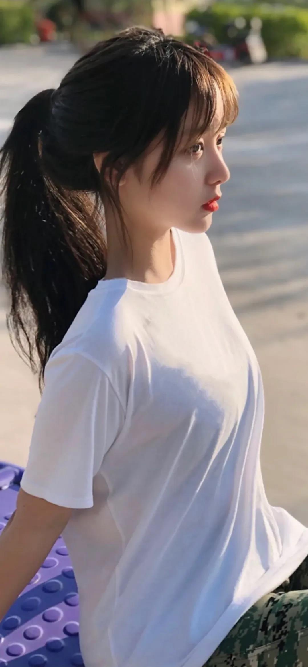 超赞手机美女壁纸 | 拿到就是赚到!第1期.