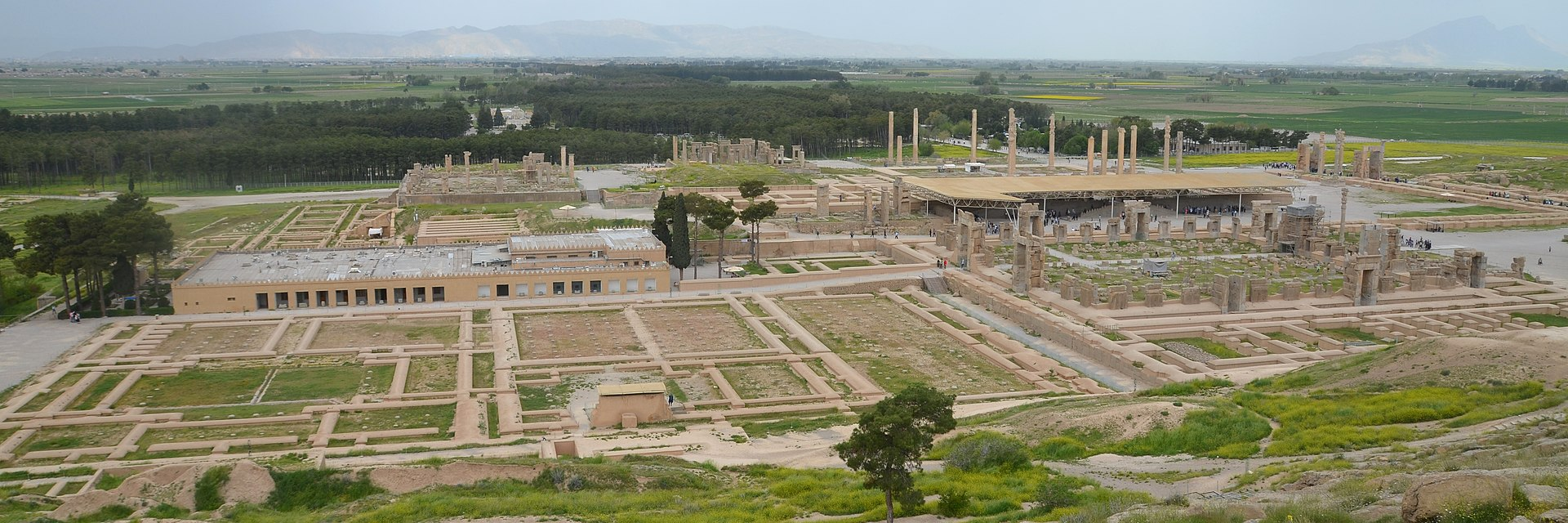 org/wiki/persepolis 这种对不同首都职能的定位差异,也是波斯帝国多