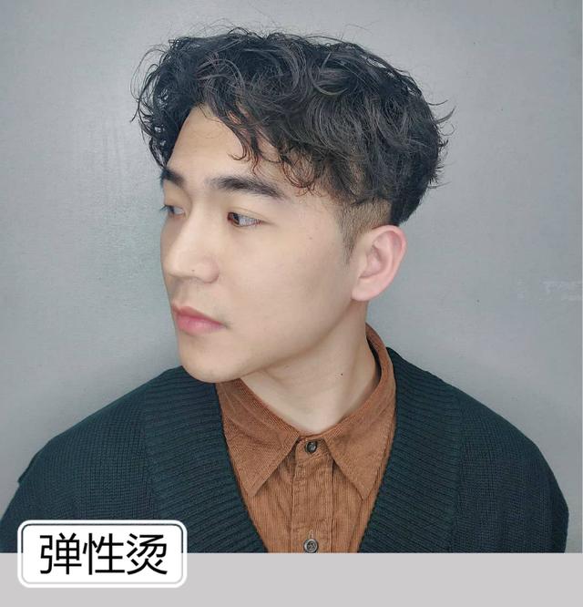 男生除了"锡纸烫"发型,还可以这样剪头发,时尚帅气有活力