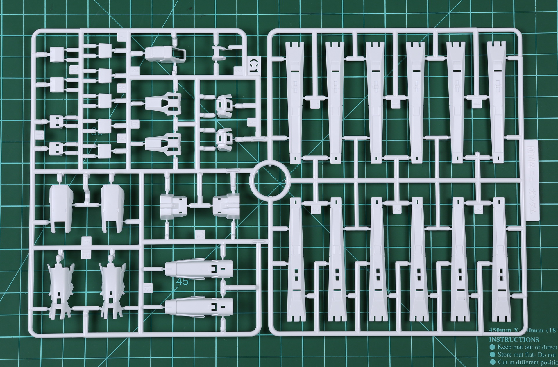 【高达模型吧评测】rg 1/144 ν高达(板件&组装)