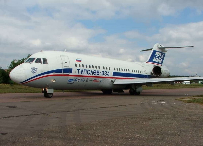 图-334于1999年2月8日首飞,该机被作为老化的图-134和雅克-42客机的后