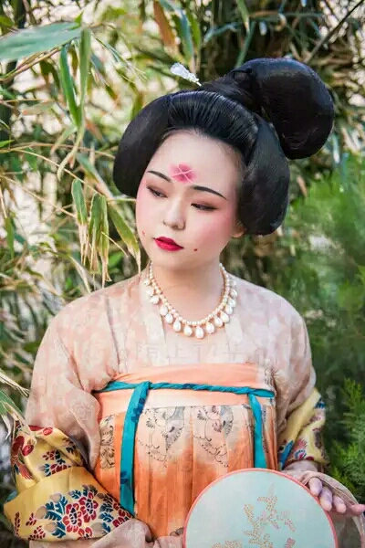 华丽汉服日常穿搭图片,华丽汉服日常穿搭图片大全