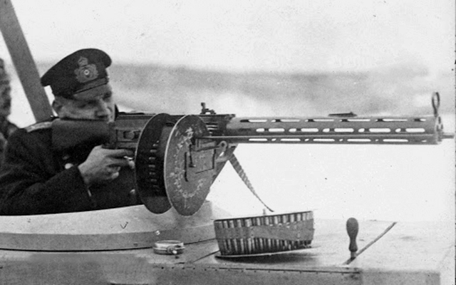 第一代真正的战斗机机枪,一战德国mg14,还带瞄准镜