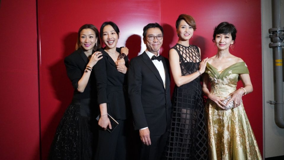 《八个女人一台戏》郑秀文,梁咏琪同台飙戏!绝美出席釜山电影节