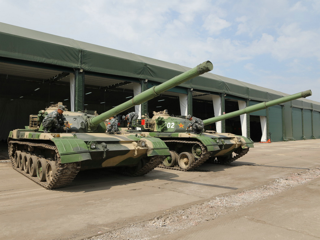 96式!我兔砸开毛熊武器的利器!中篇!(四点)