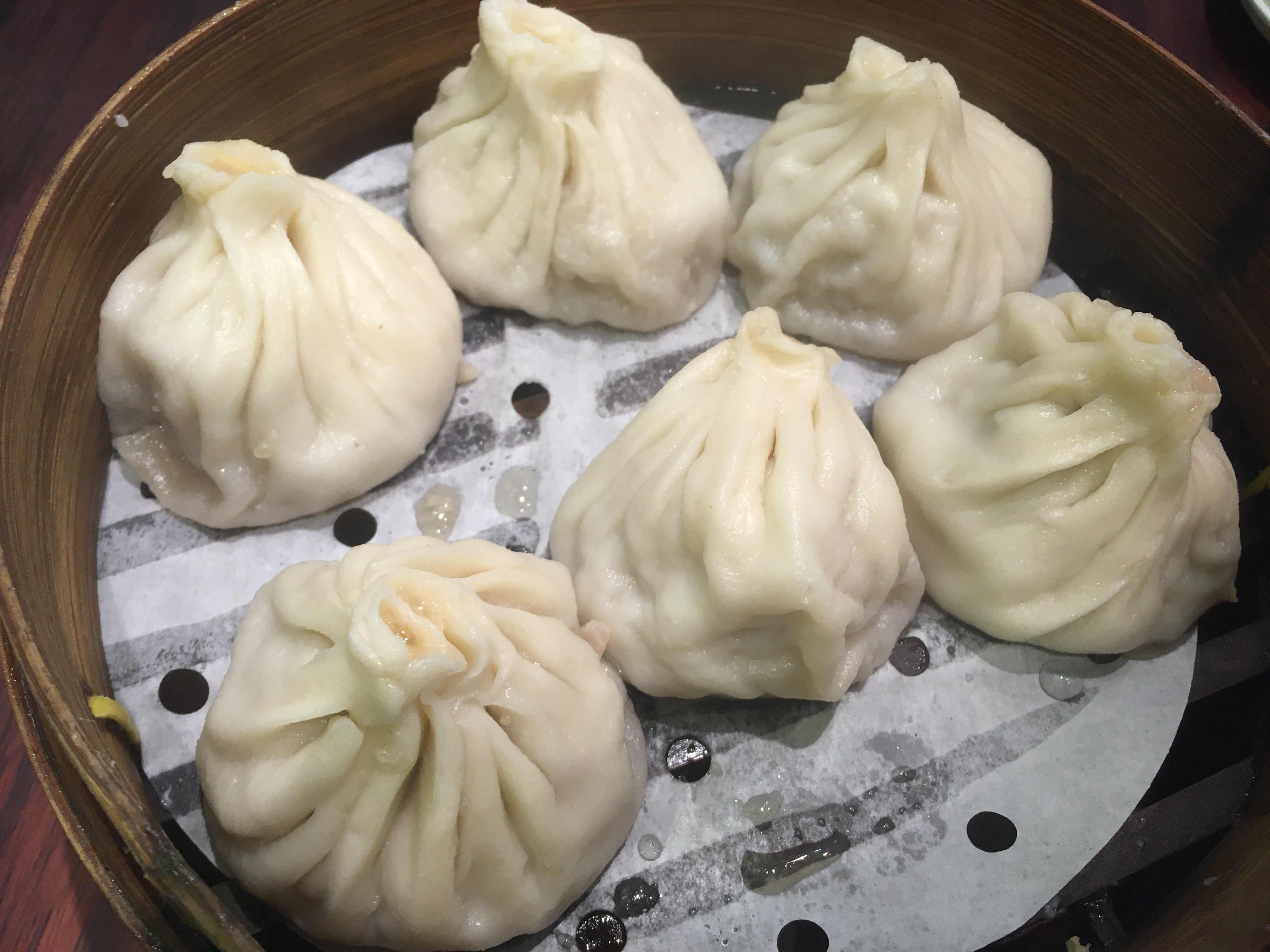 十二块钱六个的富春小笼