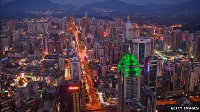 比邻香港的中国城市深圳