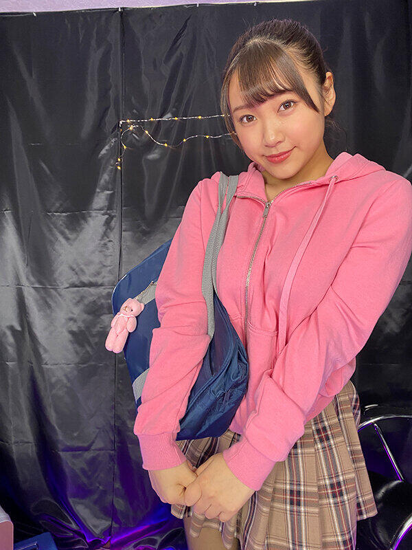 每天分享一个美女——姬咲华（姫咲はな）