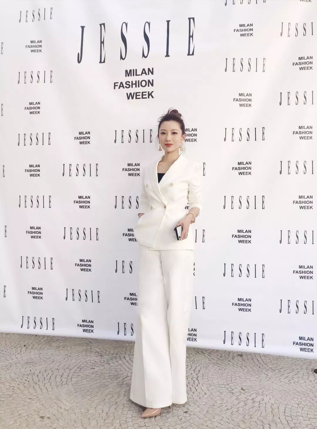 殷旭丨做时尚界的千面女王每一次绽放都能释放更多自己