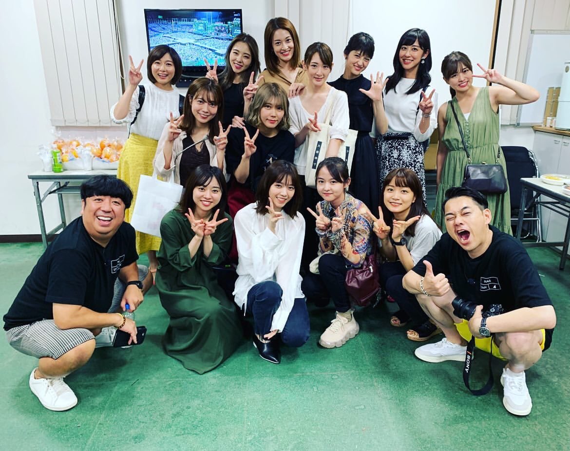 乃木坂46毕业生共聚一堂,希望你们在未来的事业上取得更好的发展!