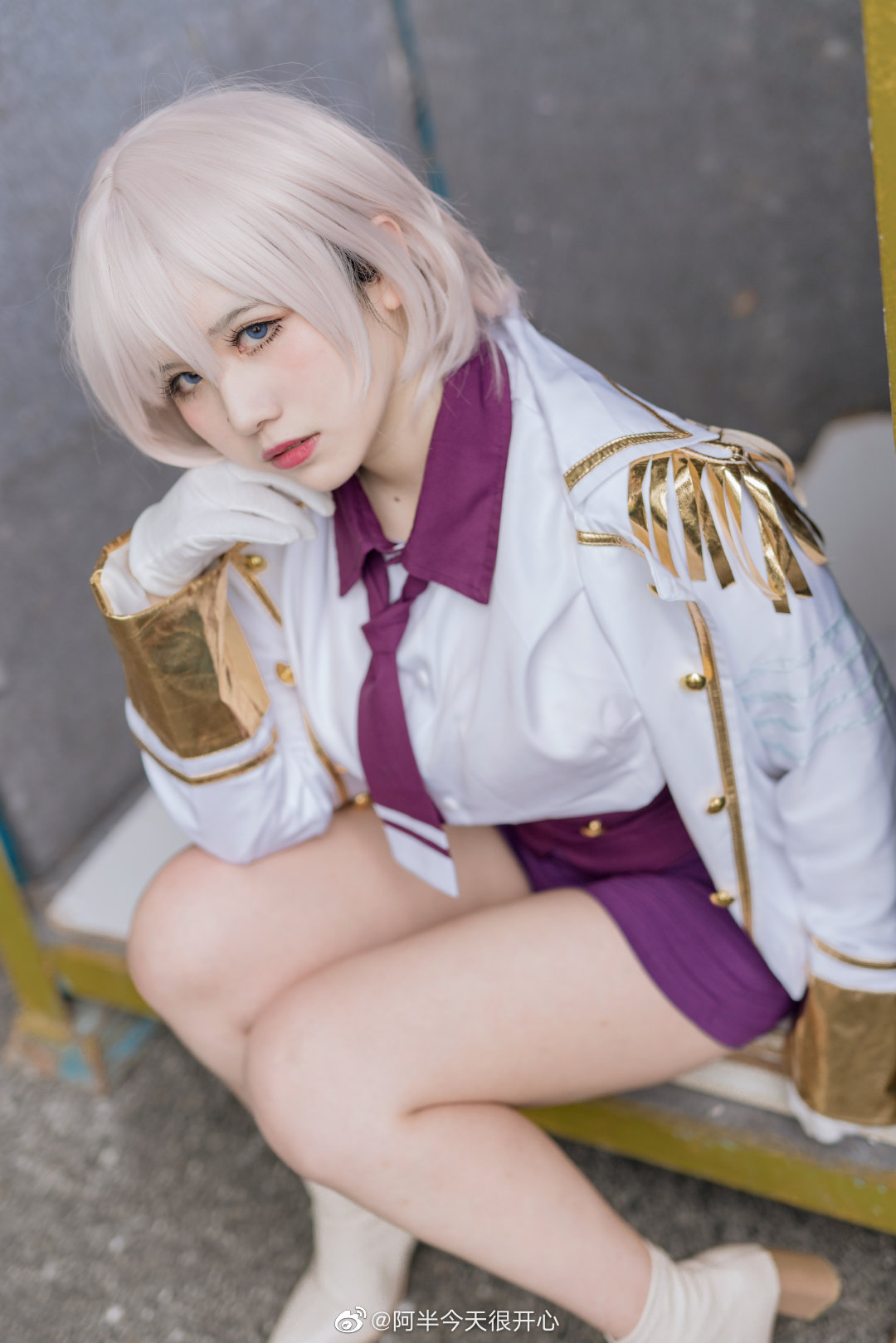美女cosplay身材,cosplay天使 电光机王cos:身材微胖的美女,装扮优雅大气!