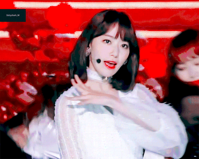 生活 日常 【韩网热议】宫脇咲良在日本和在韩国的造型差异 instiz