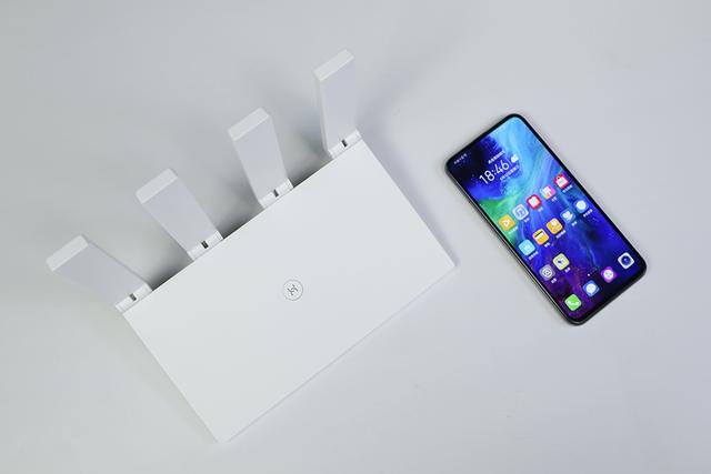 华为路由器ws5200四核版对比tplinktlwdr7660千兆版评测