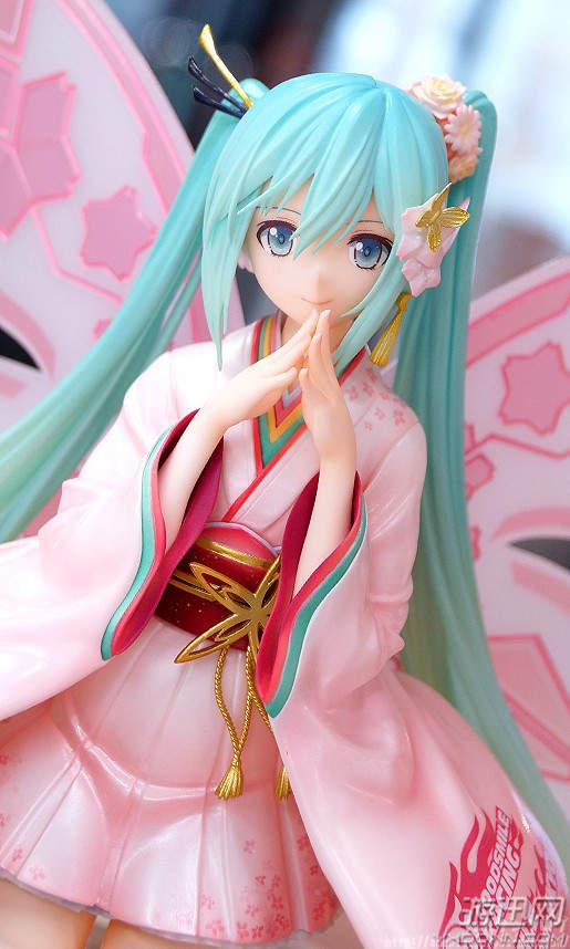 初音未来和服赛车妖精和服手办