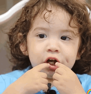 蹦床帝王～朴建厚,猪猪暴风成长·萝卜腿脚踝要慢慢消逝了(猪猪表情包