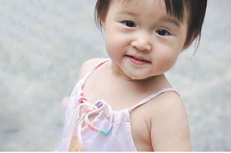 婴儿几个月能看人 cfed770a742dd750bd98f0168da5ee5123f6a3d0.jpg