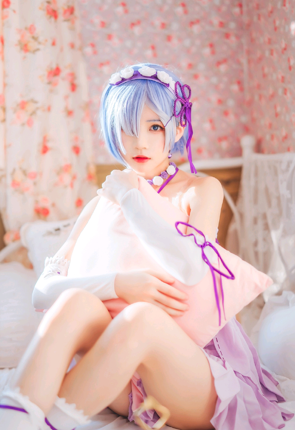 白嫩性感蕾姆cosplay美女写真图片