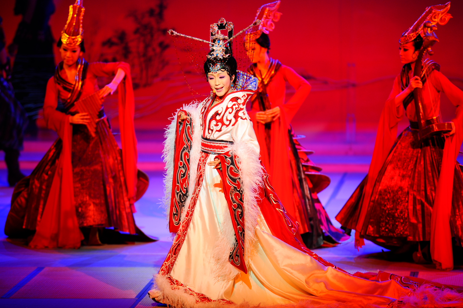 李玉刚扮女装