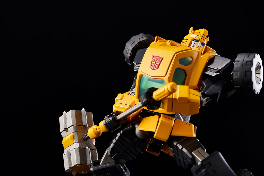 g1粉丝福音! flame toys大黄蜂bumblebee 拼装模型