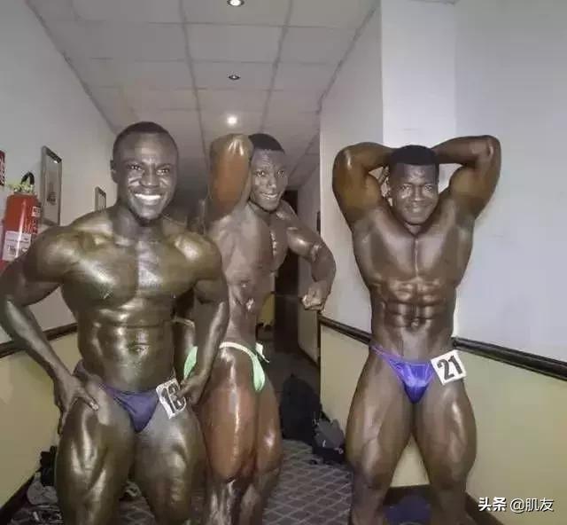 普通人健身多久才能成为肌肉男 d2b46f5ba4e88ca311df2d97af3f552c8159db97.jpg