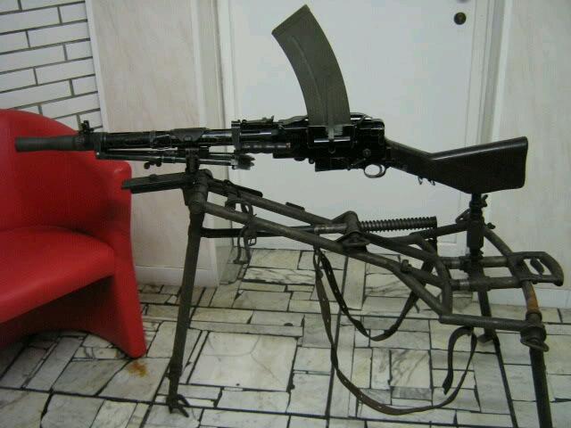 轻武器科普之麦德森机枪世界上第一支轻机枪