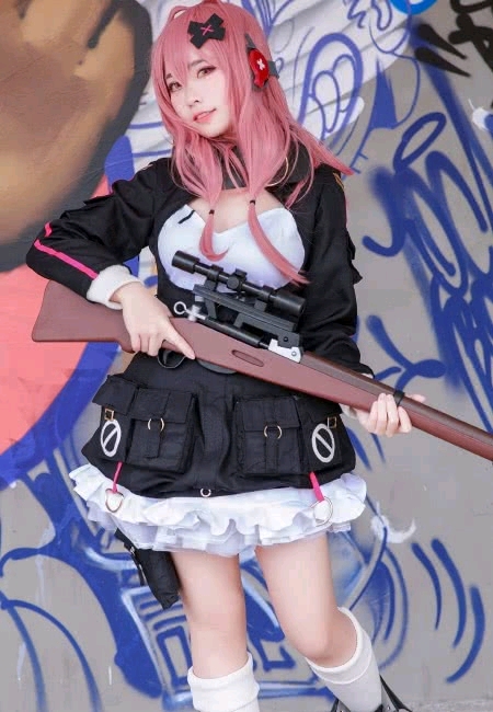 策略部署多线推进,小队战术即时指挥,携手少女完成不曾放弃的誓约!