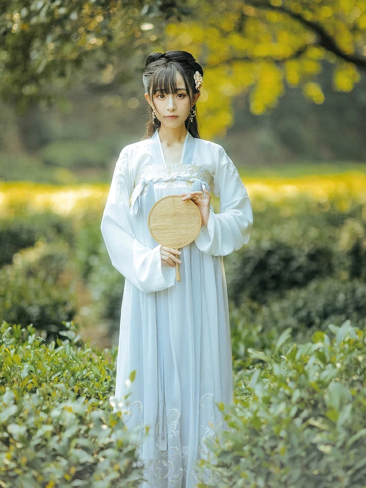 汉服商家盘点之十三余小豆蔻儿