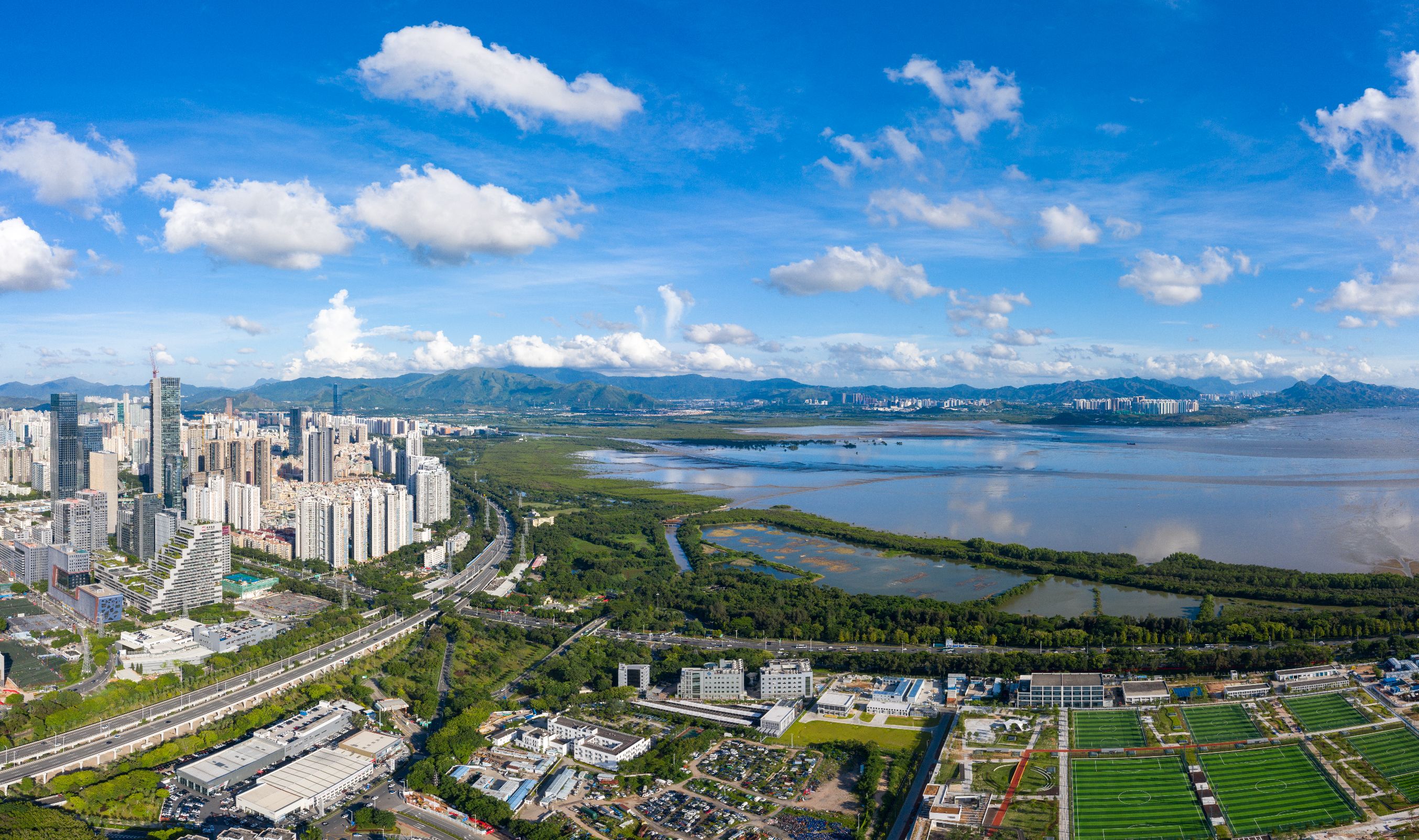 高空航拍深圳湾大桥平安大厦深南大道竹子林等城市风光