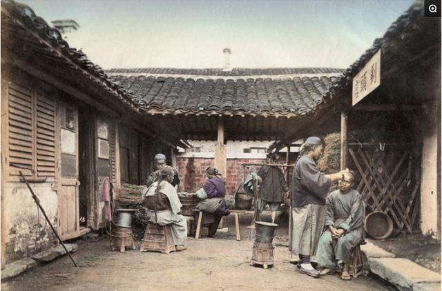 法国摄影师展出一组晚清彩照
