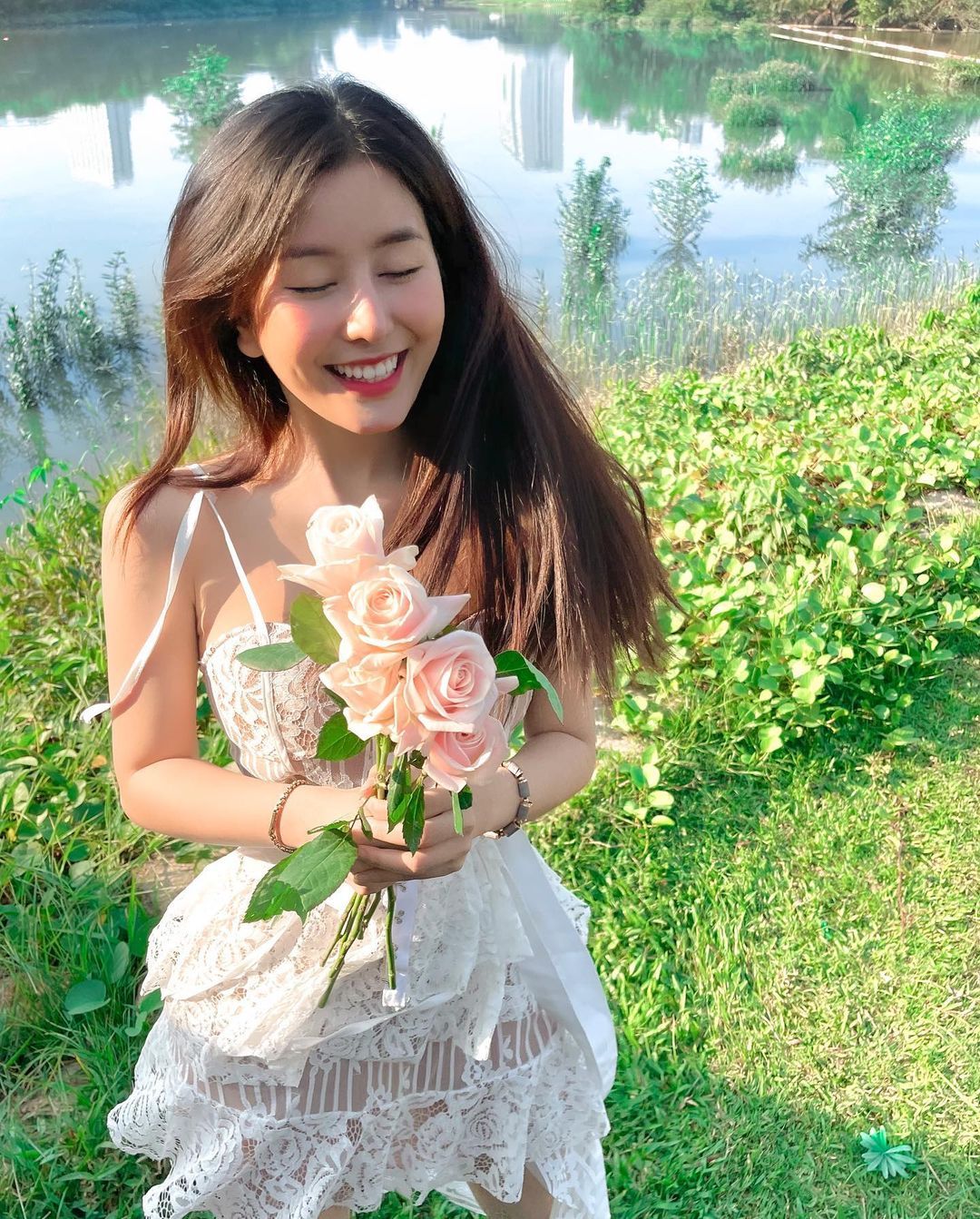 越南仙女系正妹chin零死角美貌超逆天视角