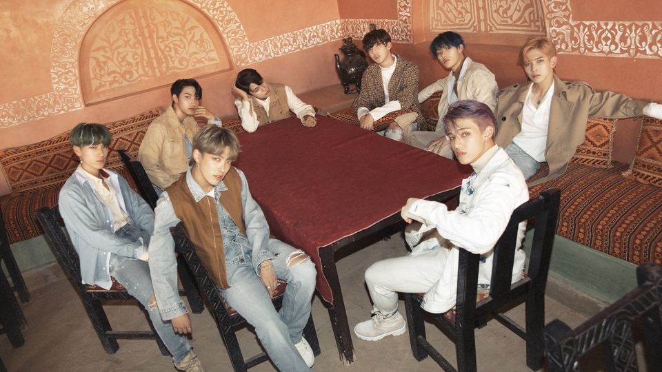 ateez   