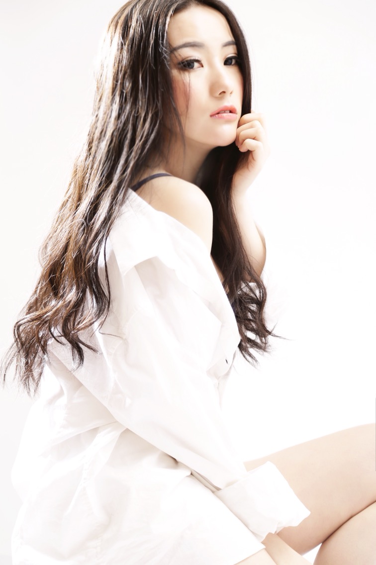 歌手美霖再度发声,《我中了你的毒》再上QQ音