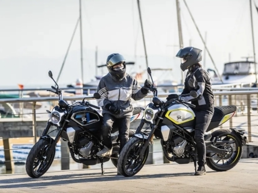 春风摩托车250cl-x价目表 da55e26b291db4419a5a2f3a42905c5539b22fa2.jpg