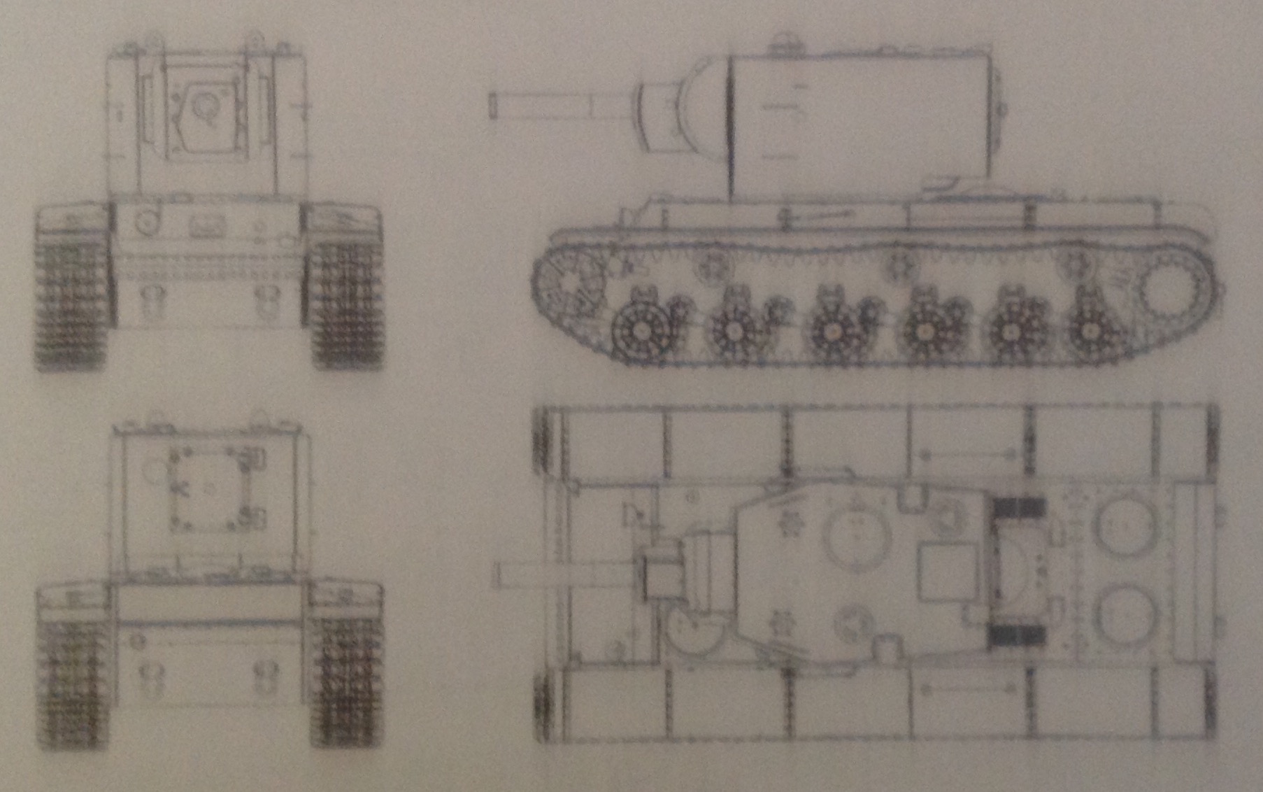 kv-2的坦克的三视图