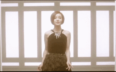 又一劣质艺人被爆,吃软饭勾搭闺蜜堪称