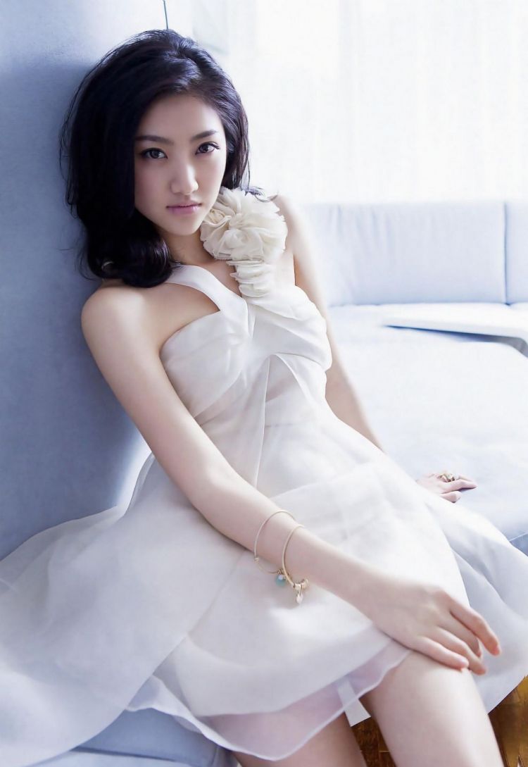 活力清纯女明星景甜唯美高清艺术照